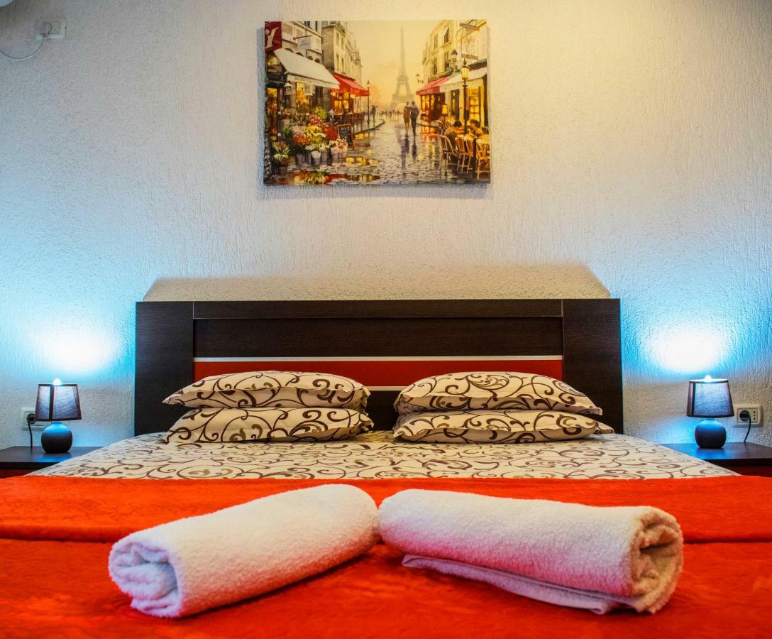 Hotel Ajana Улцин Екстериор снимка